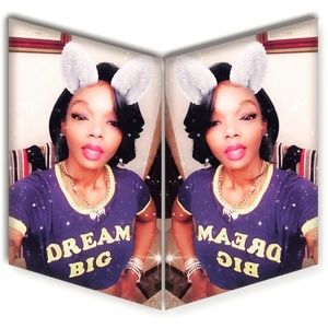 Meet your Posher, Deena